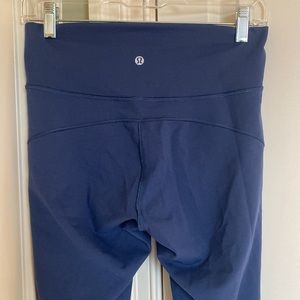 Lululemon Blue Capri Leggings Womens 8 Medium